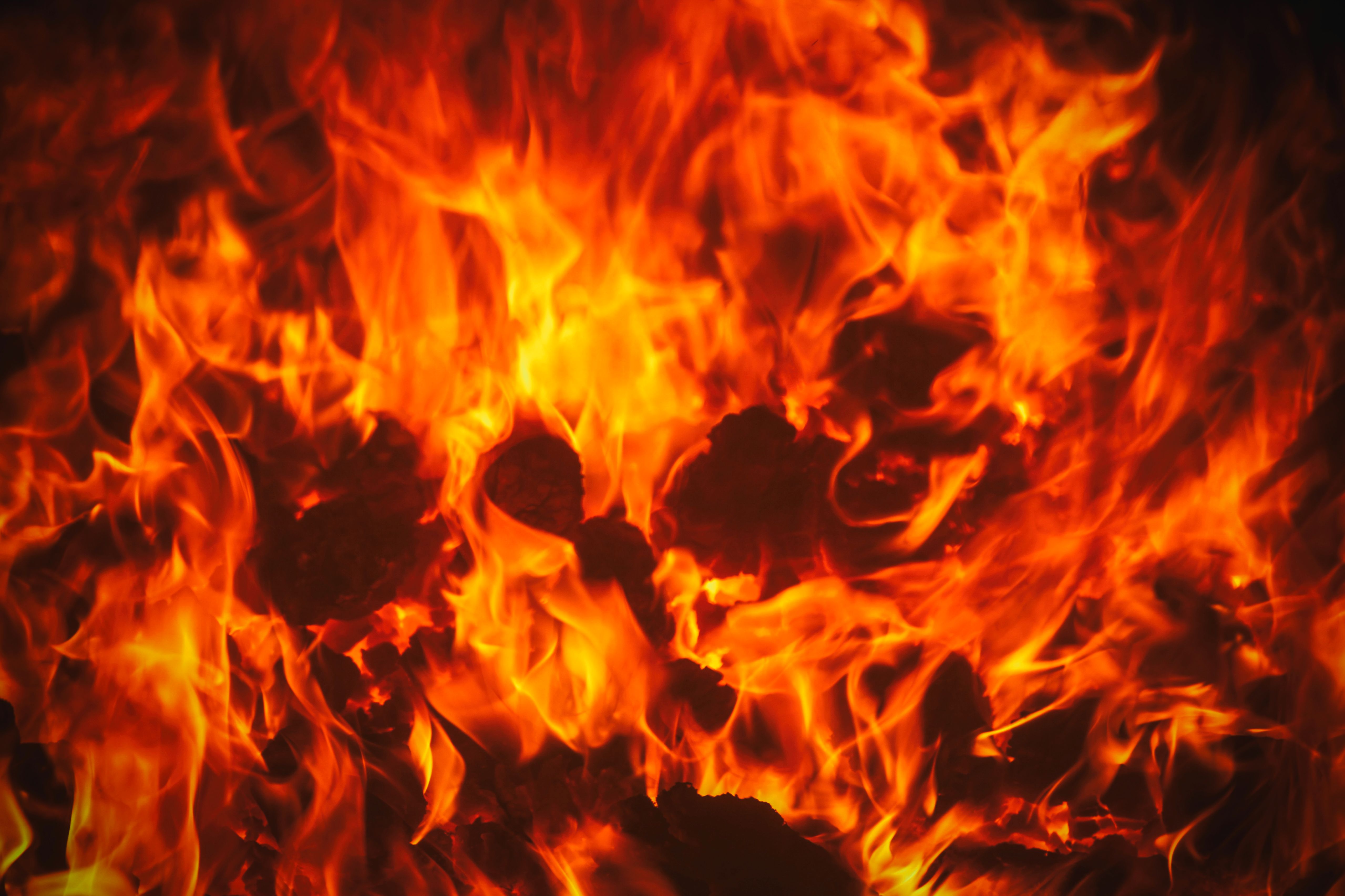 Eldsflammor (2)